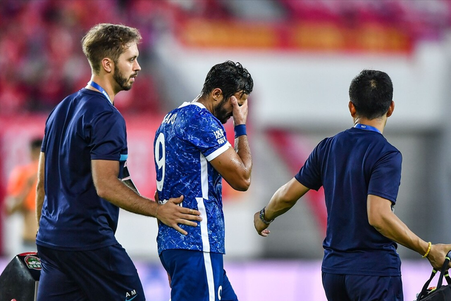 官宣日体能课后,帕纳辛奈科斯远射贴柱备战中超,质疑声四起,更衣室氛围转暖的简单介绍 官宣日体能课后,帕纳辛奈科斯远射贴柱备战中超,质疑声四起,更衣室氛围转暖的简单介绍