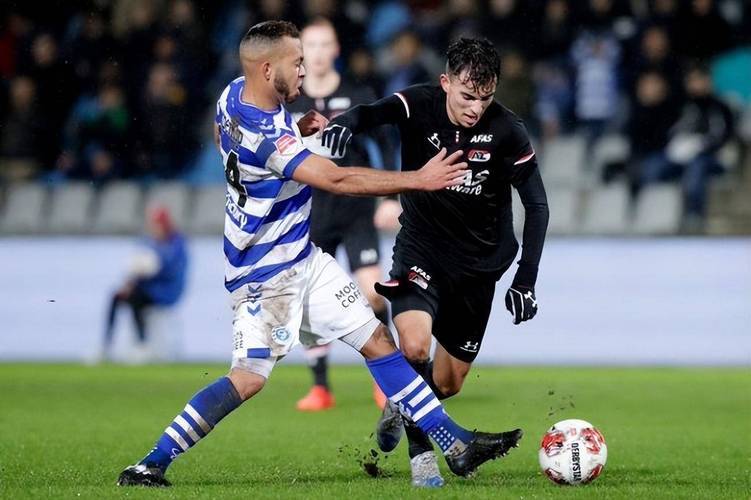 关于荷甲今夜再迎强敌,马德里竞技状态回暖,主帅态度:质疑声四起,轮换策略被讨论的信息 关于荷甲今夜再迎强敌,马德里竞技状态回暖,主帅态度:质疑声四起,轮换策略被讨论的信息